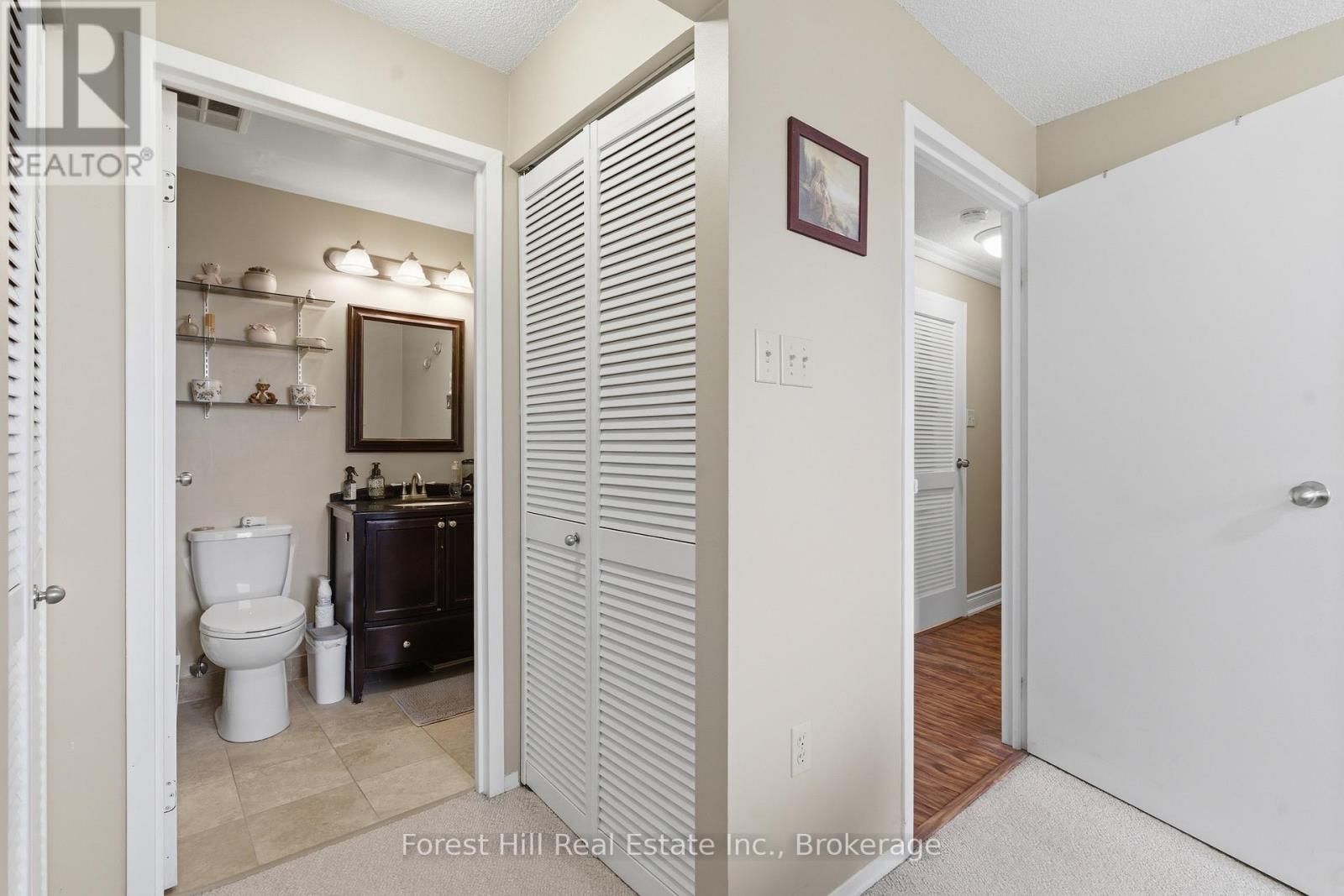 402 - 55 BLUE SPRINGS DRIVE Image 20