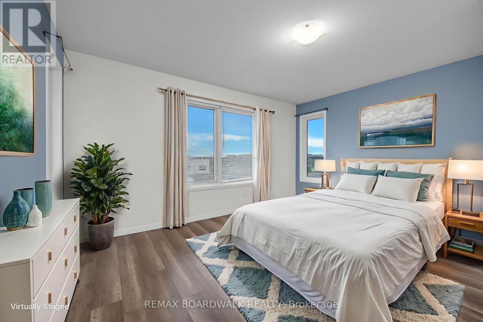 302 HALIBURTON HEIGHTS Image 45