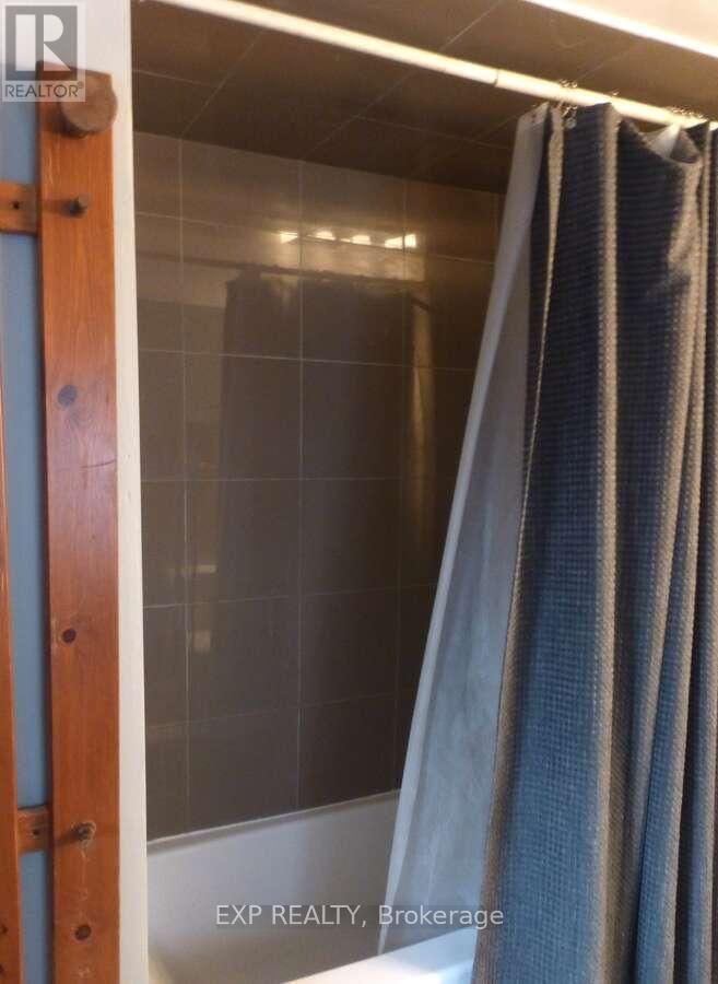 577 KING STREET Image 18