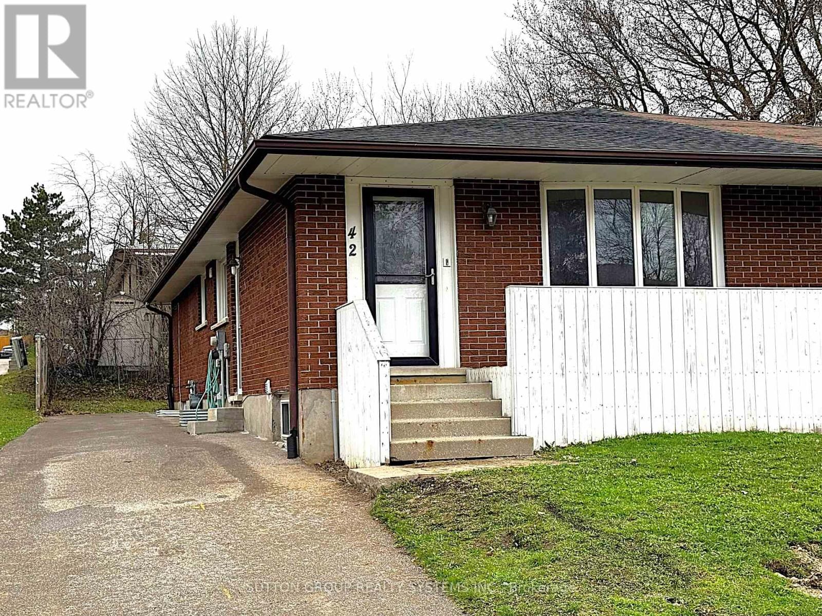 42 INGLESIDE DRIVE Image 2