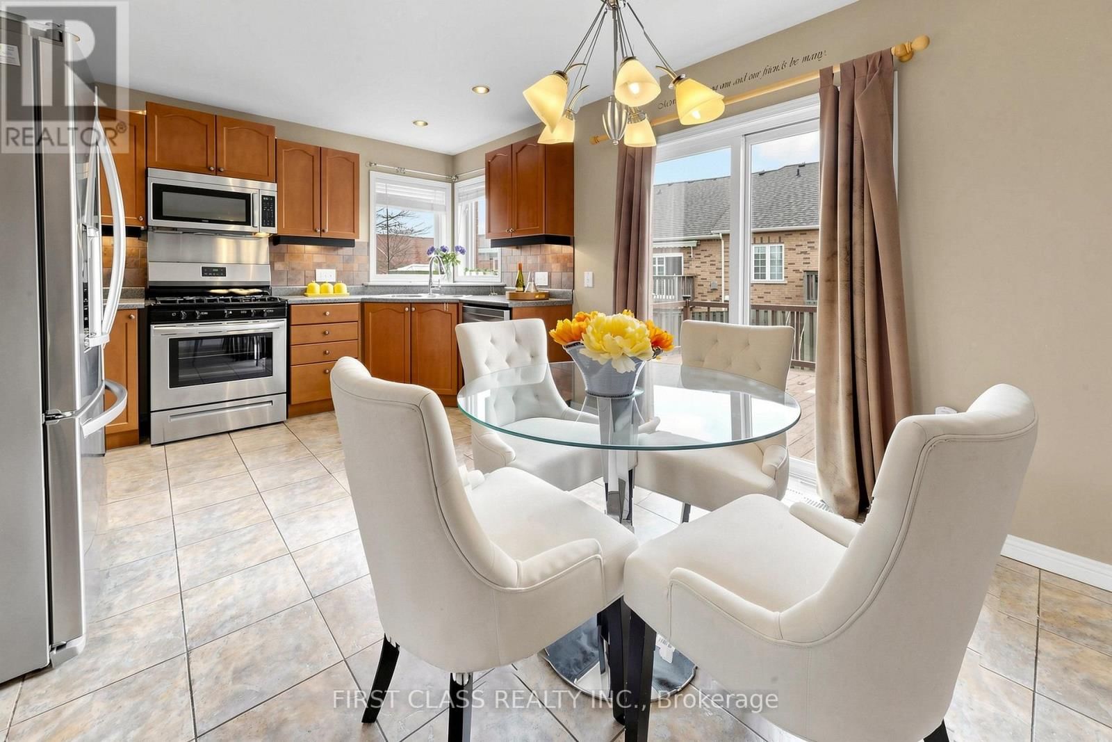 11 DIAMOND COURT Image 21