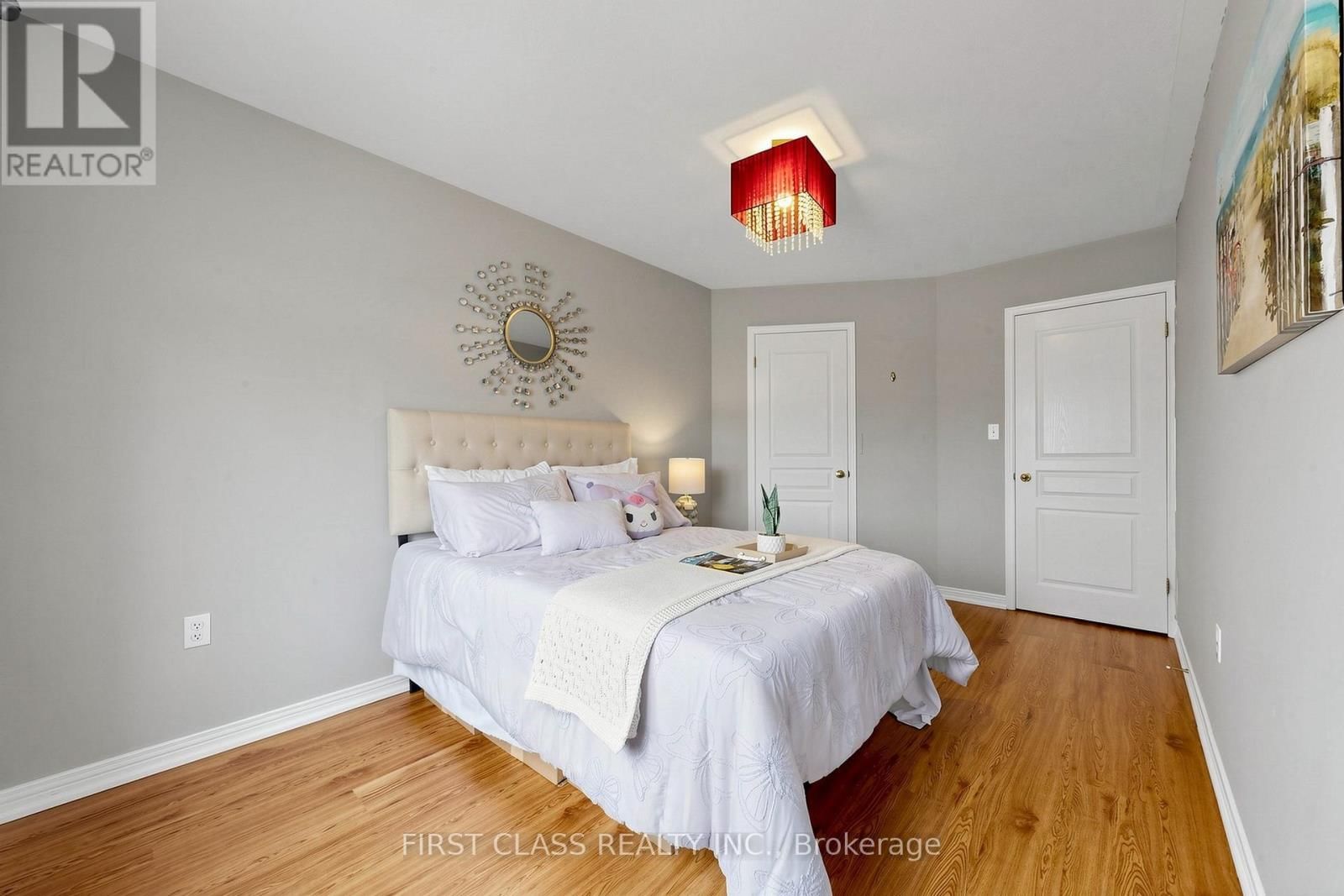 11 DIAMOND COURT Image 37