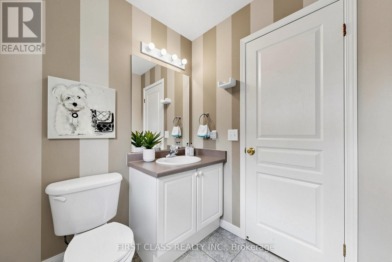 11 DIAMOND COURT Image 41