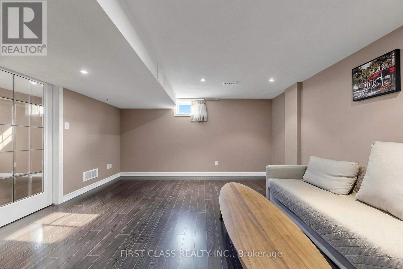 11 DIAMOND COURT Image 45