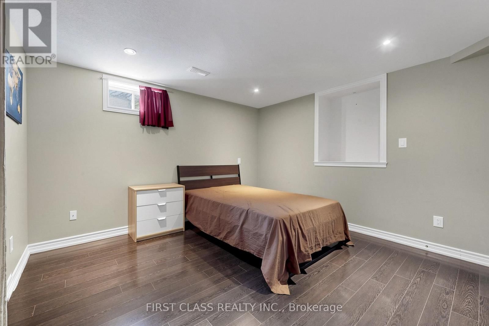 11 DIAMOND COURT Image 47