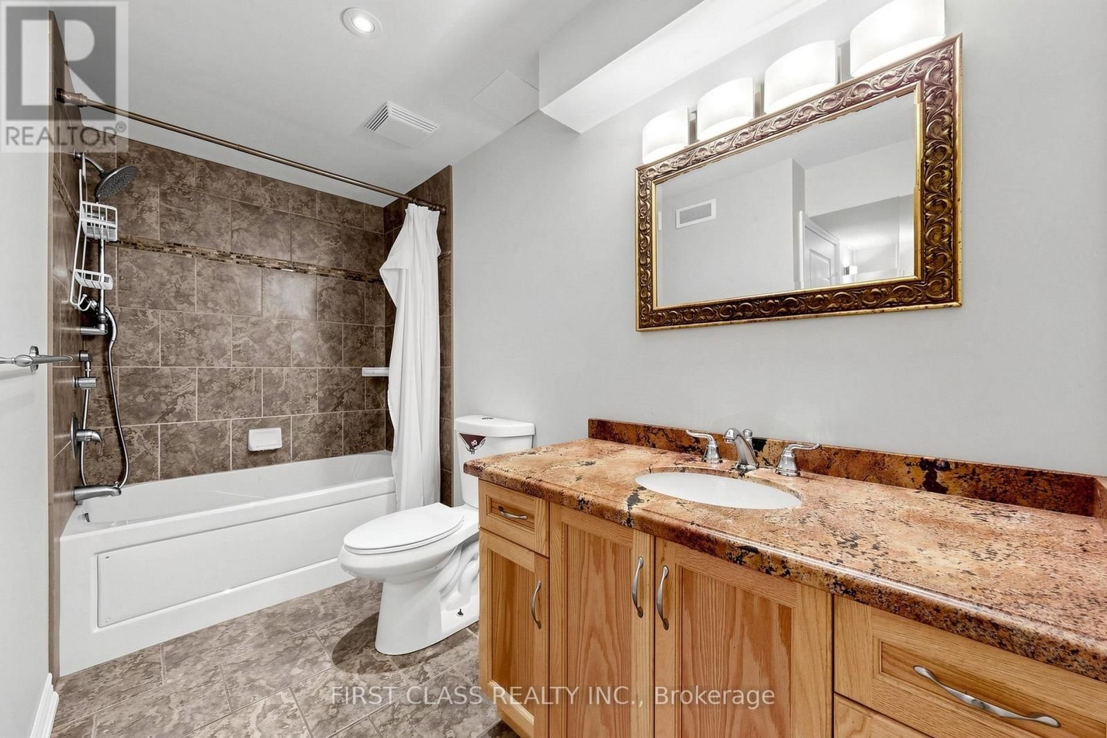 11 DIAMOND COURT Image 48