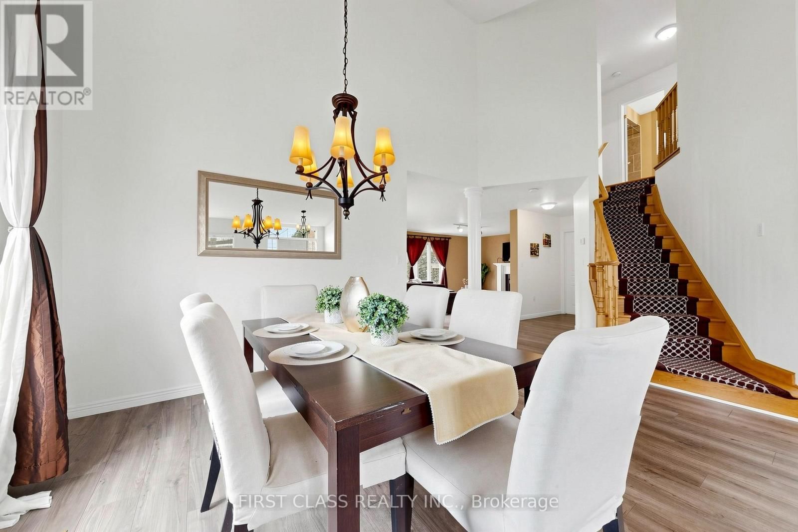 11 DIAMOND COURT Image 9