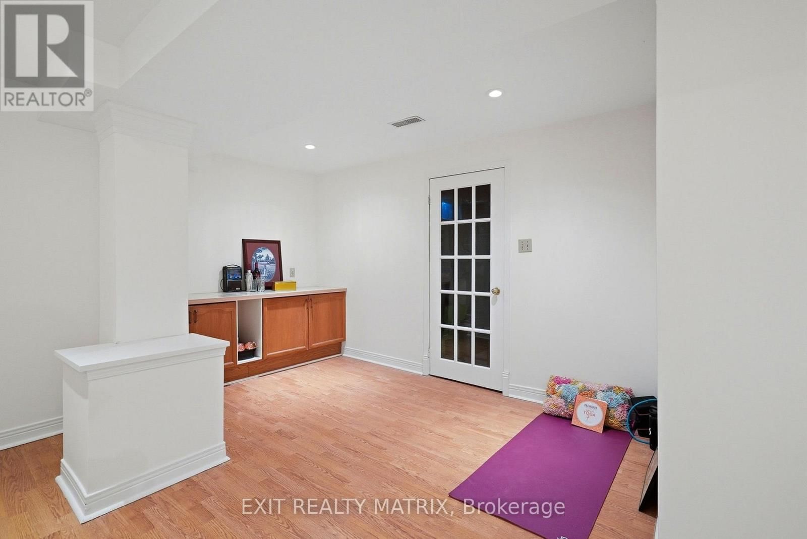 727 BROME CRESCENT Image 19