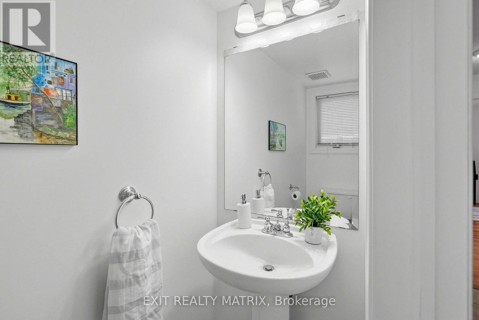 727 BROME CRESCENT Image 7