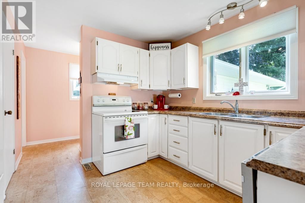 17 MARIC TRAIL Image 12