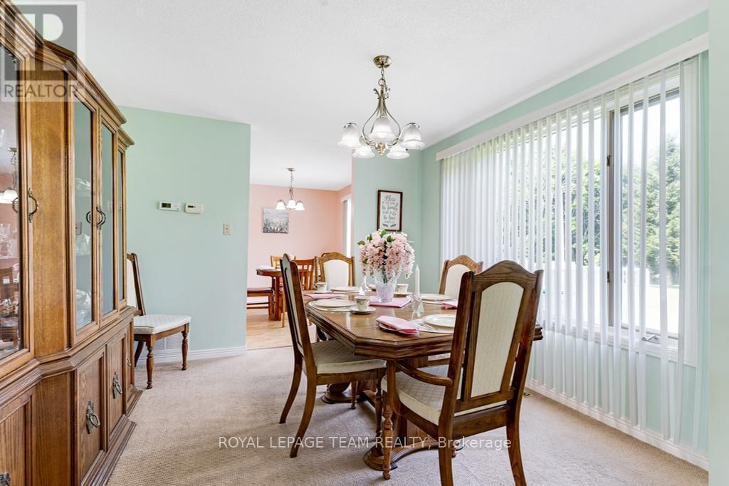 17 MARIC TRAIL Image 18