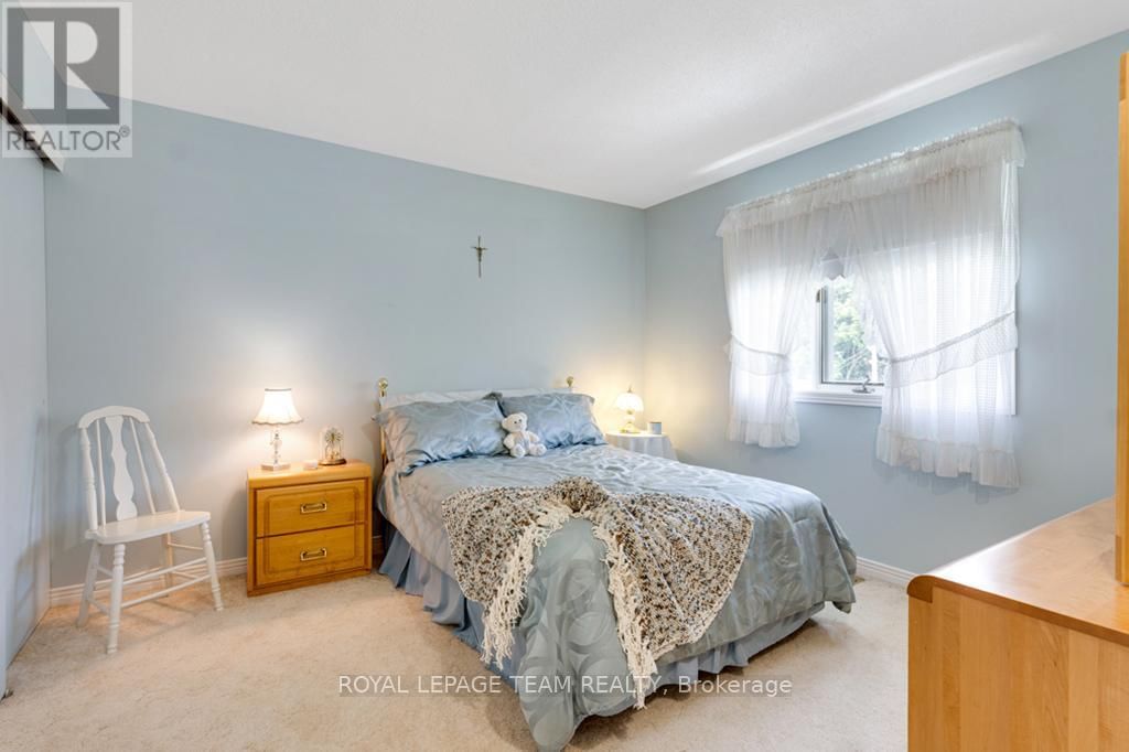 17 MARIC TRAIL Image 28