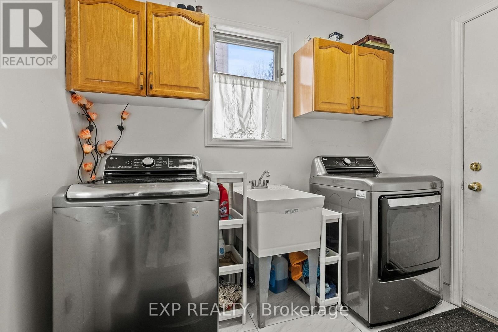 1582 BLOHM DRIVE Image 20