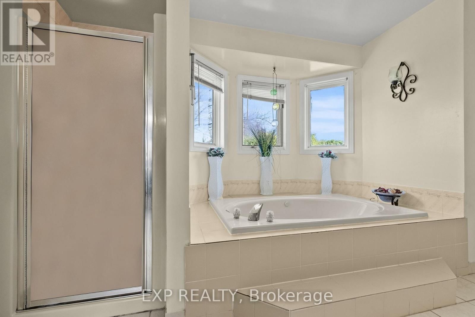 1582 BLOHM DRIVE Image 26