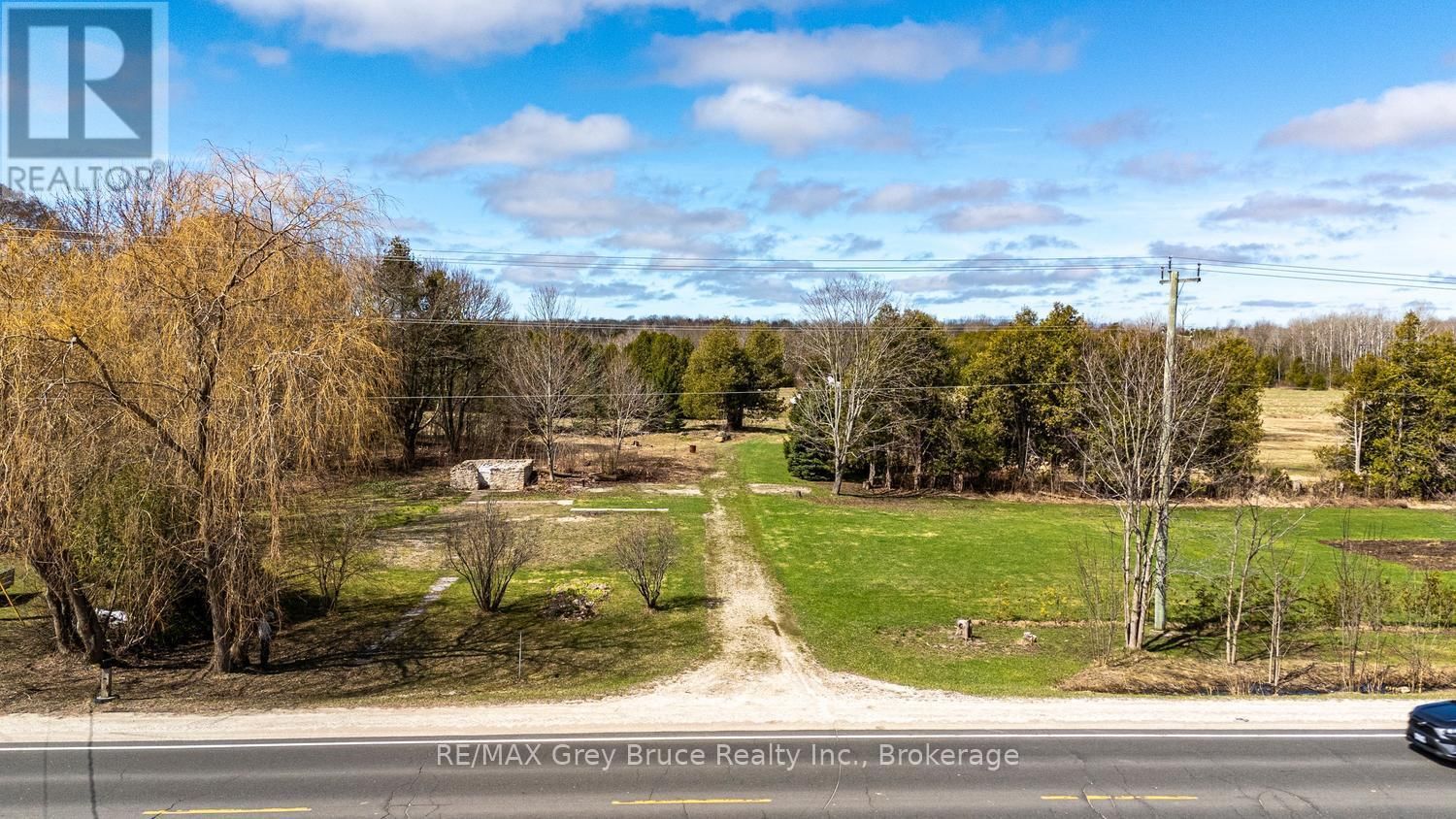 019556 HIGHWAY 6 Image 11