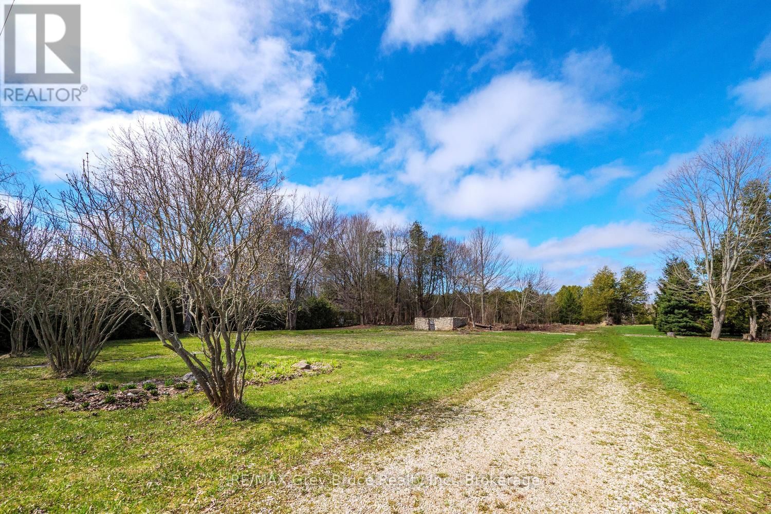 019556 HIGHWAY 6 Image 12