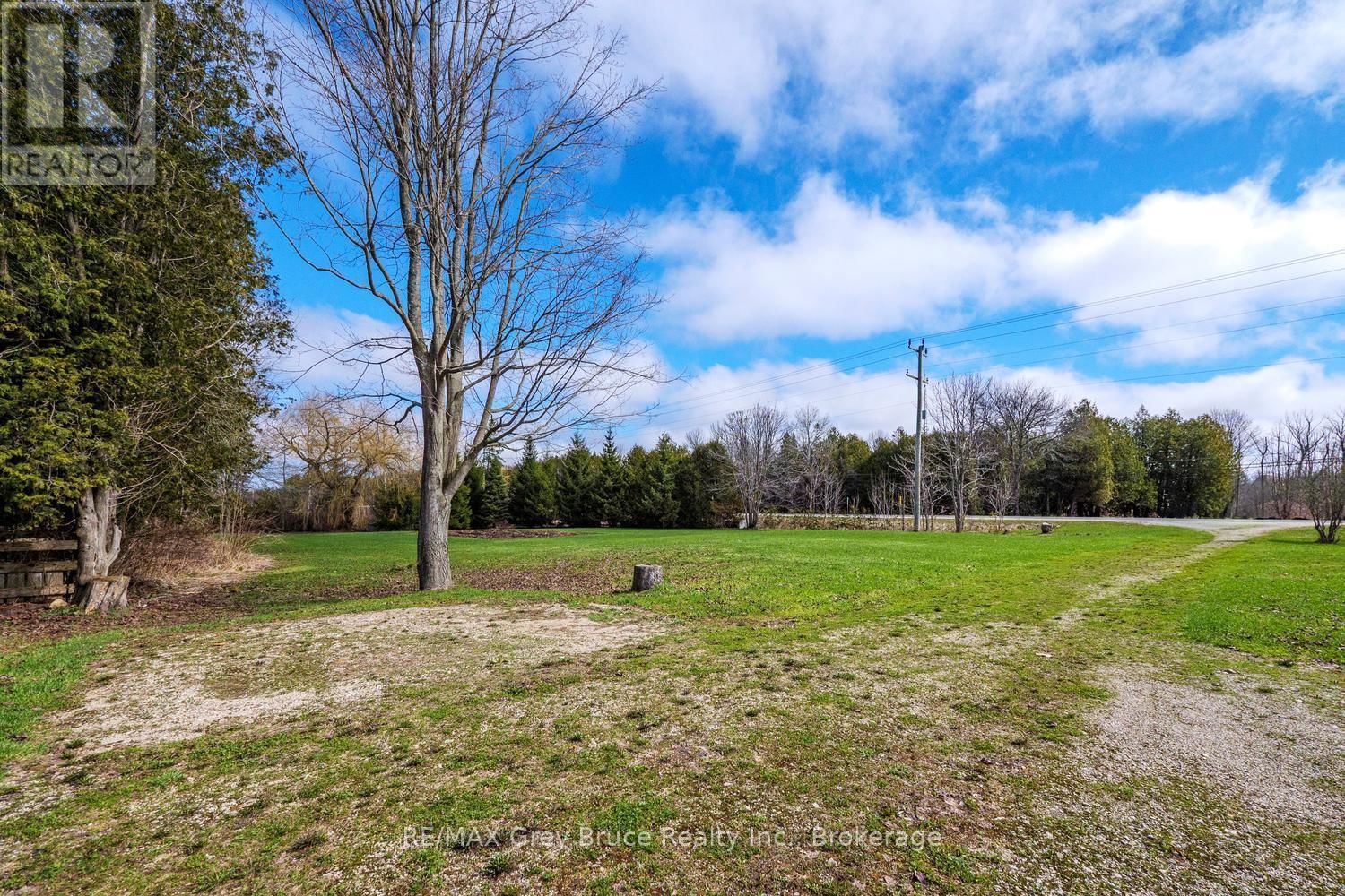 019556 HIGHWAY 6 Image 2