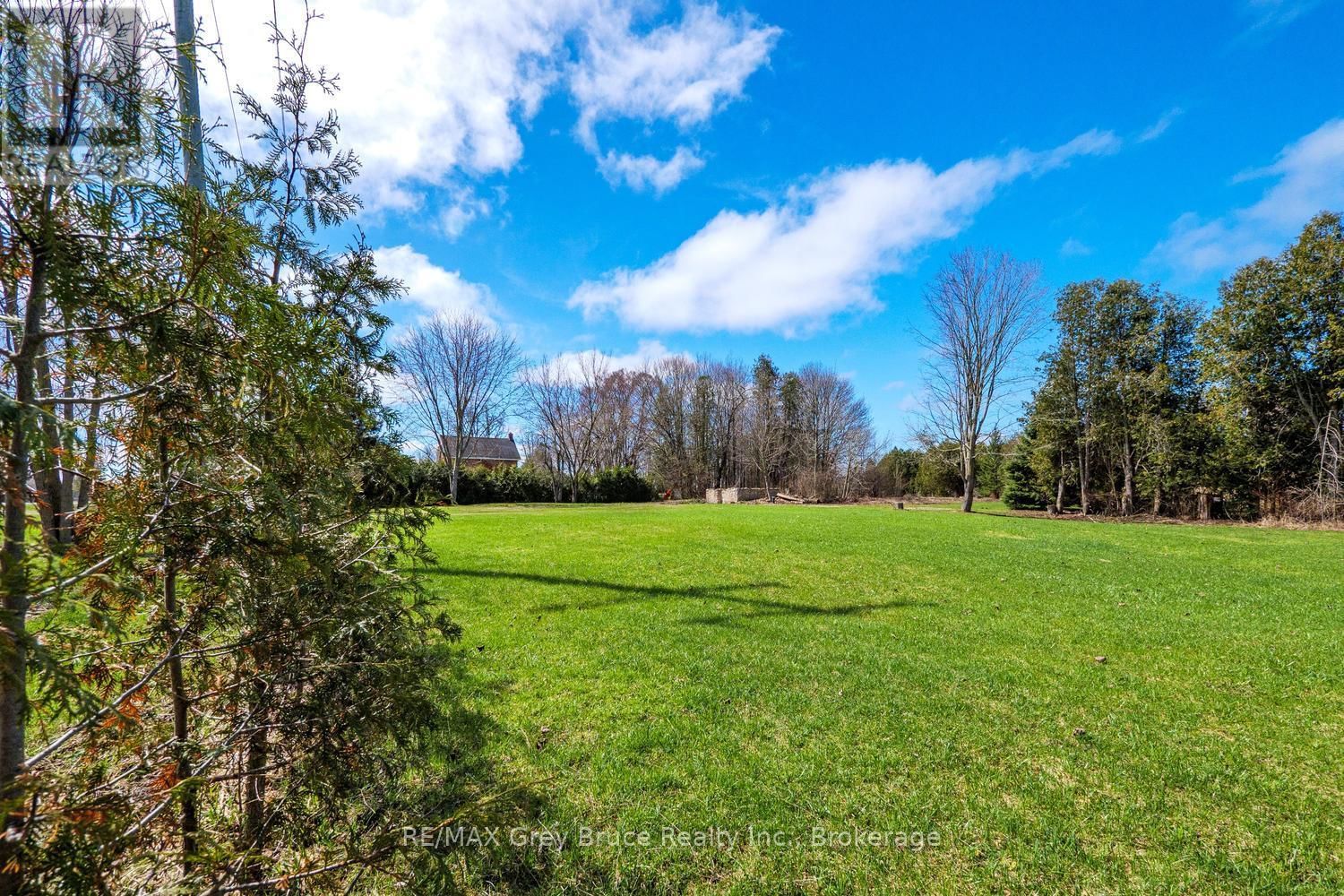 019556 HIGHWAY 6 Image 25