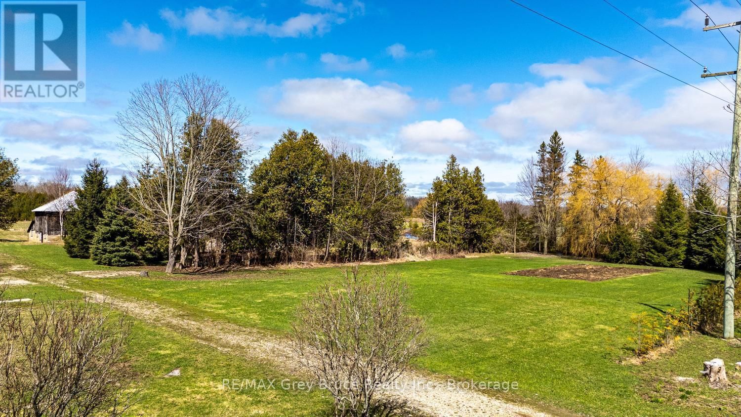 019556 HIGHWAY 6 Image 30