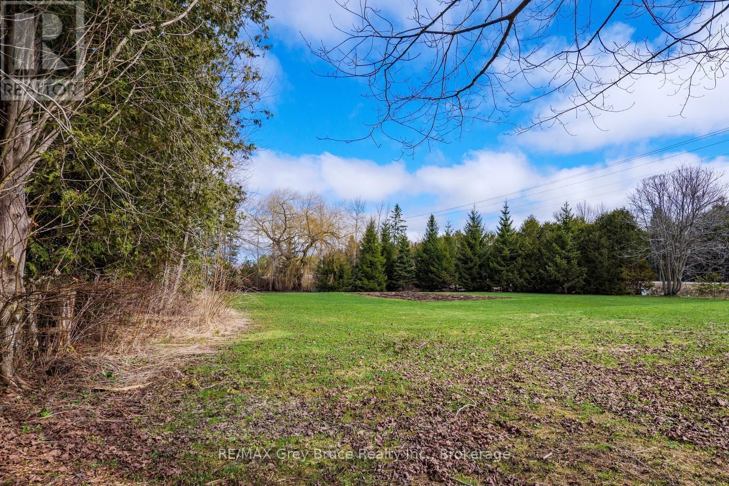 019556 HIGHWAY 6 Image 35