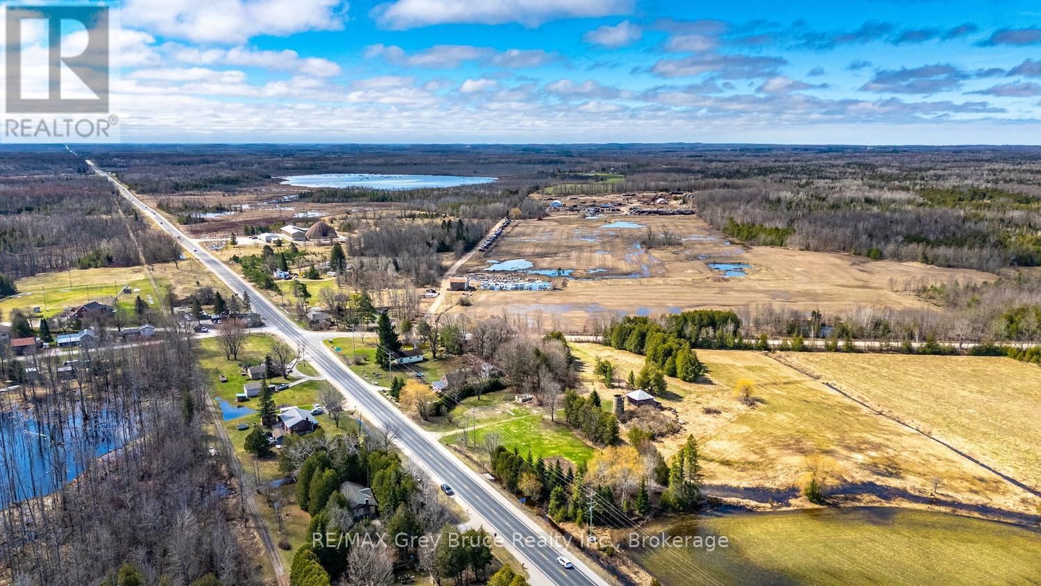 019556 HIGHWAY 6 Image 41