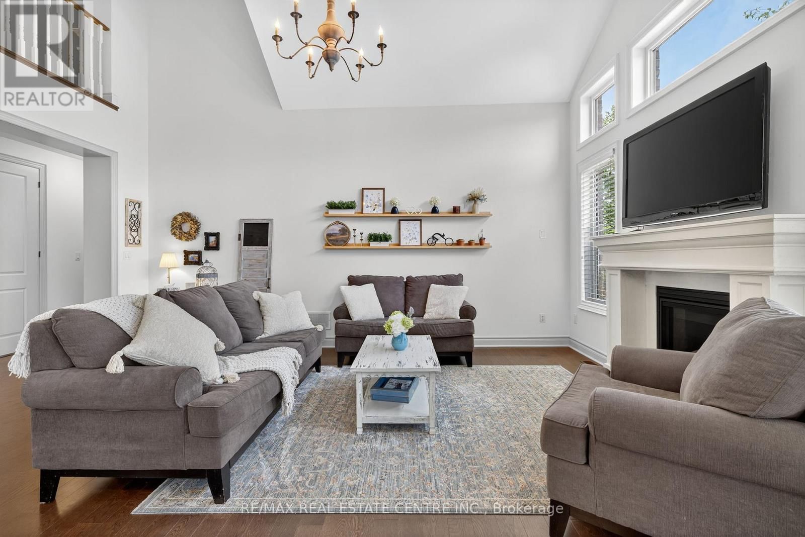 53 ANDERSON AVENUE Image 11