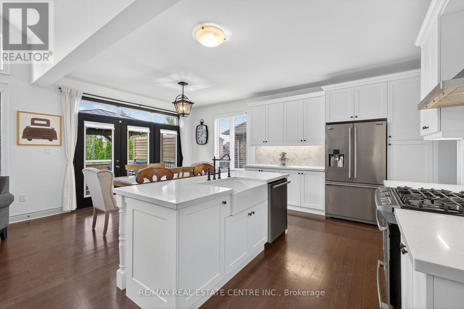 53 ANDERSON AVENUE Image 17