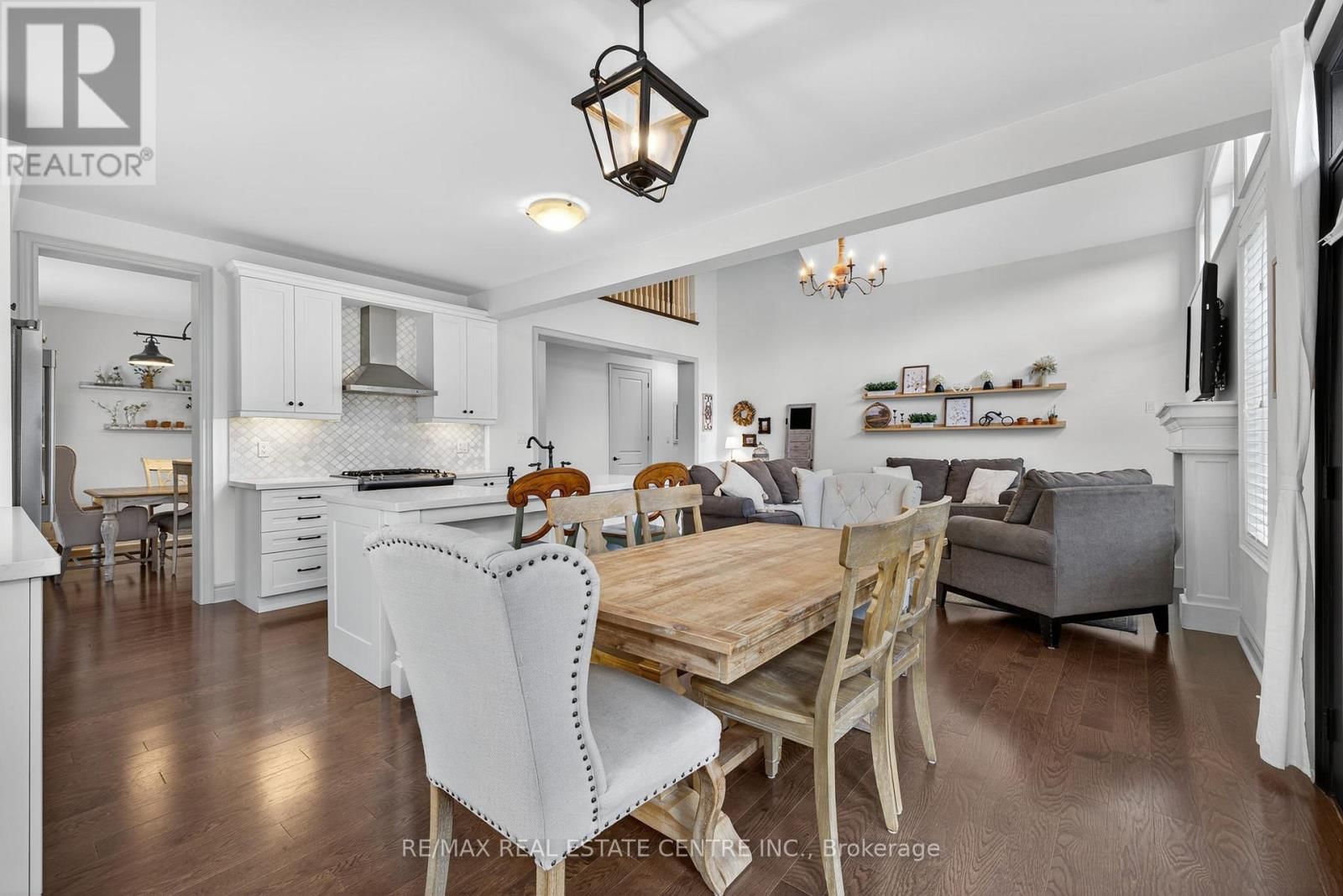 53 ANDERSON AVENUE Image 18