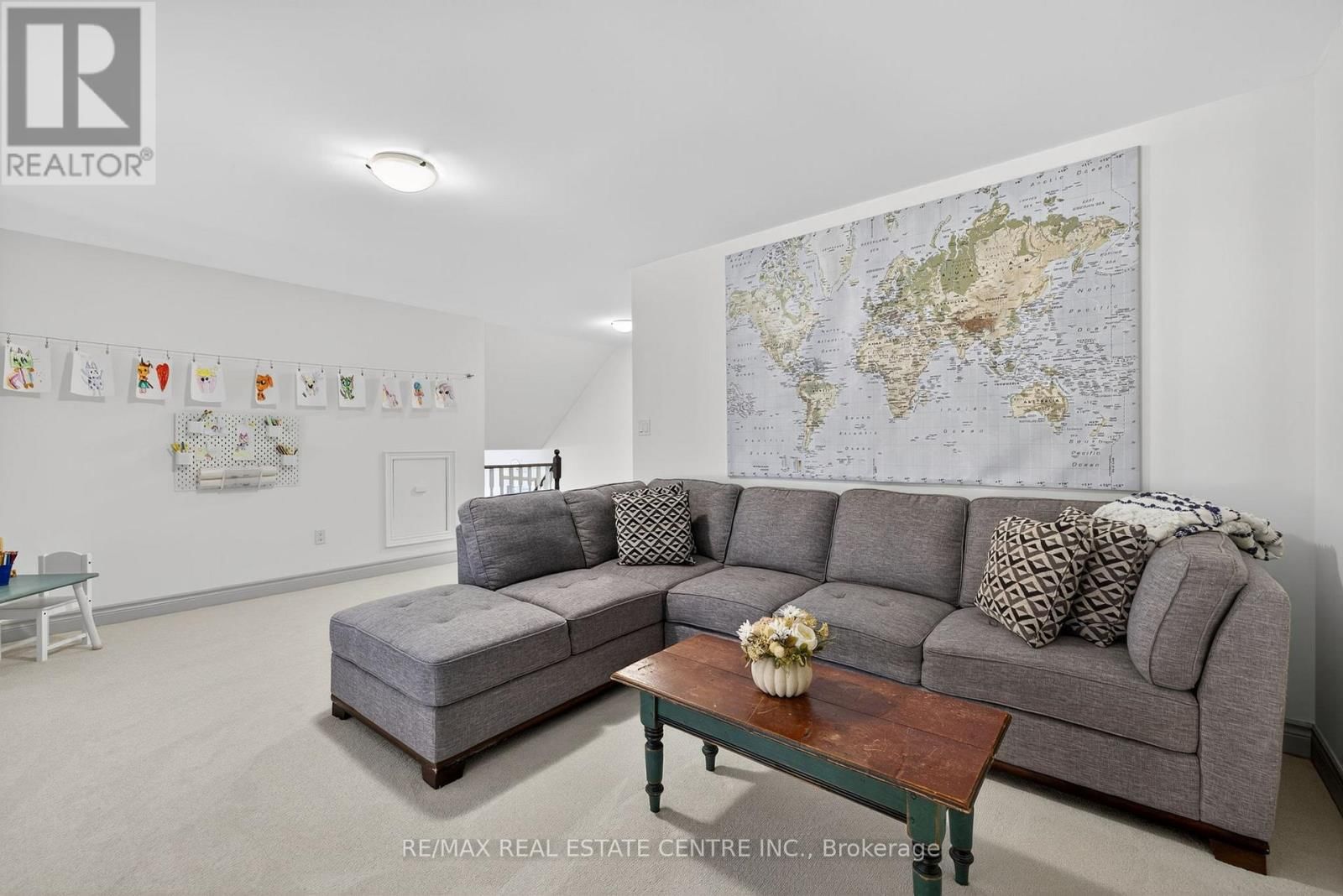 53 ANDERSON AVENUE Image 28