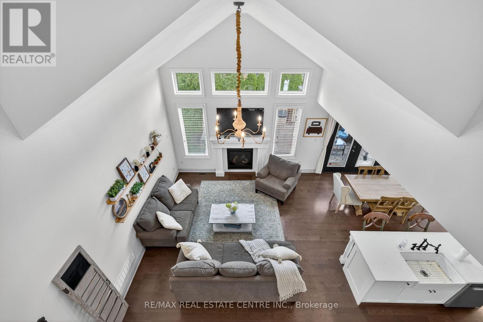 53 ANDERSON AVENUE Image 30