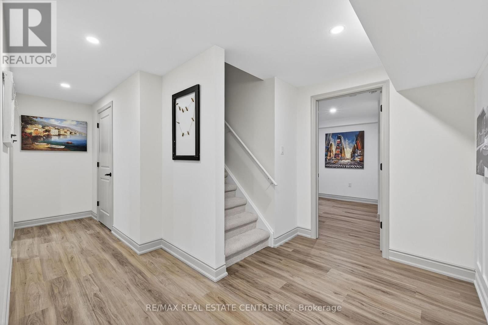 53 ANDERSON AVENUE Image 34