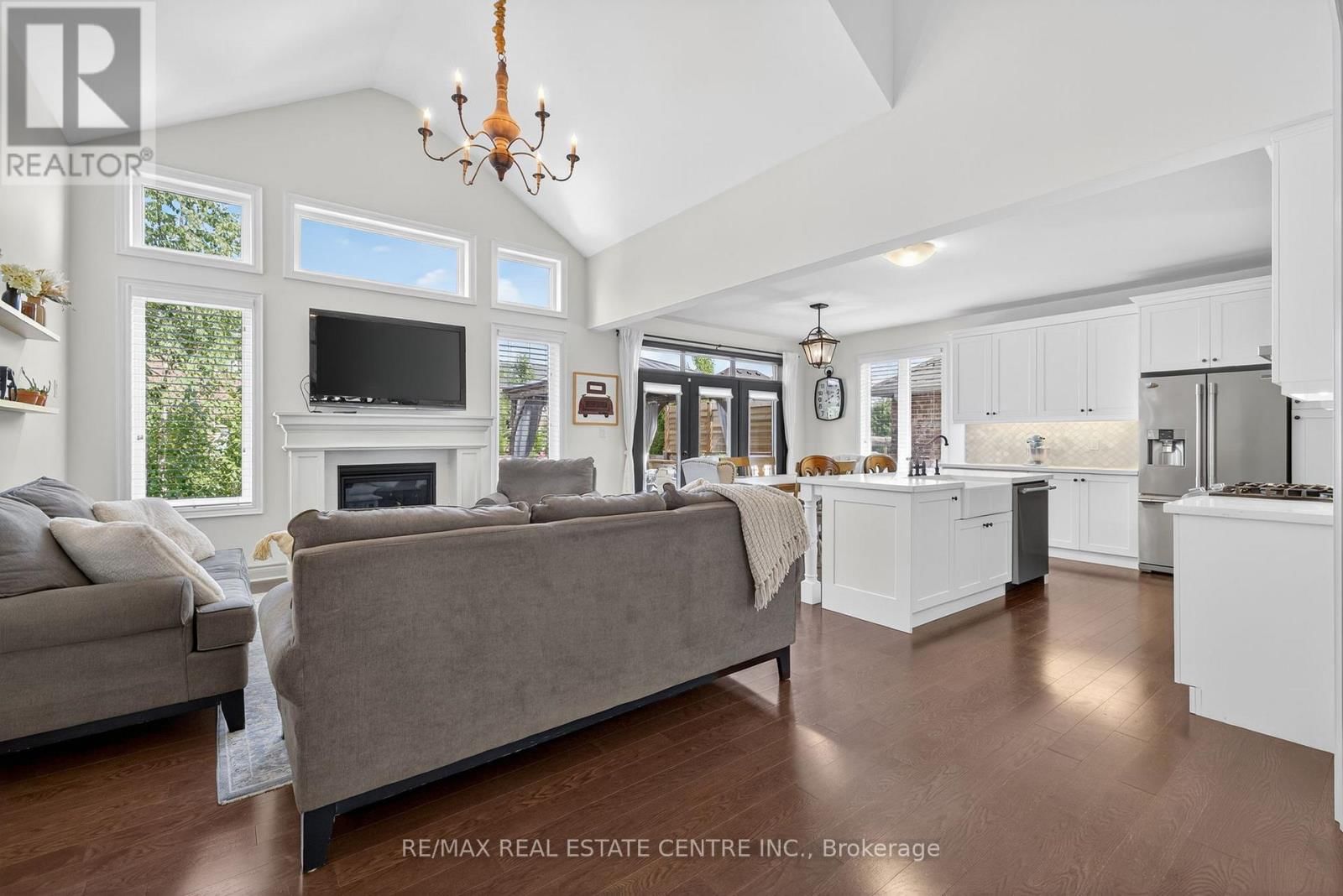 53 ANDERSON AVENUE Image 8