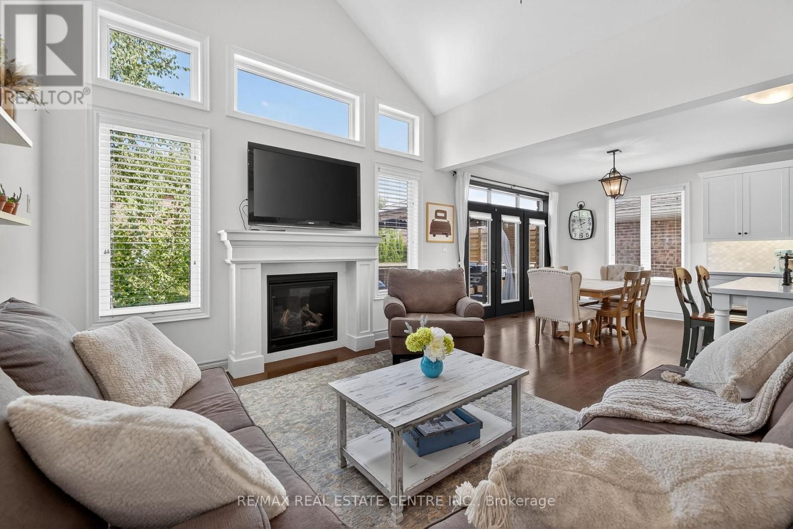 53 ANDERSON AVENUE Image 9