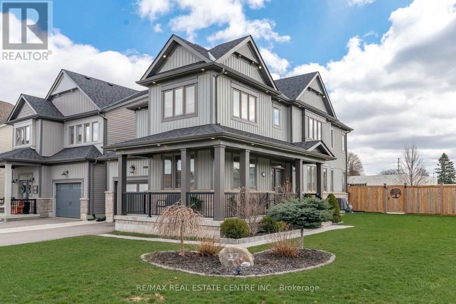 27 GIBBS WAY Image 1