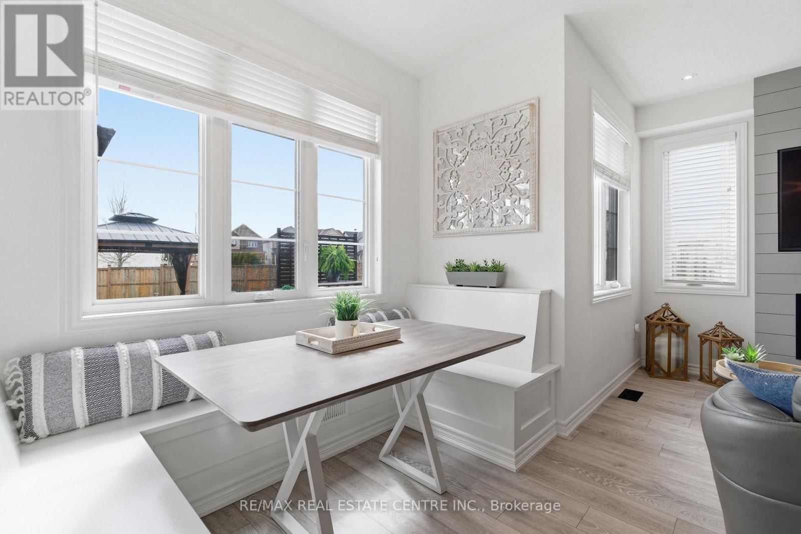 27 GIBBS WAY Image 13