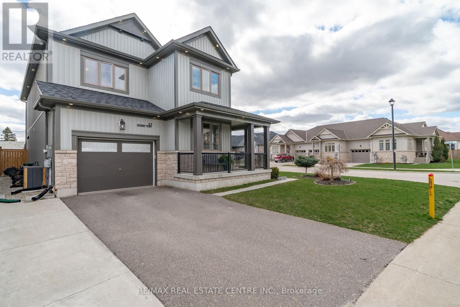 27 GIBBS WAY Image 2