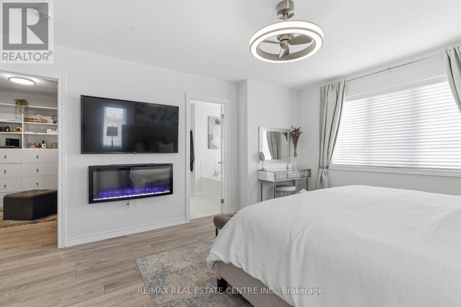 27 GIBBS WAY Image 21