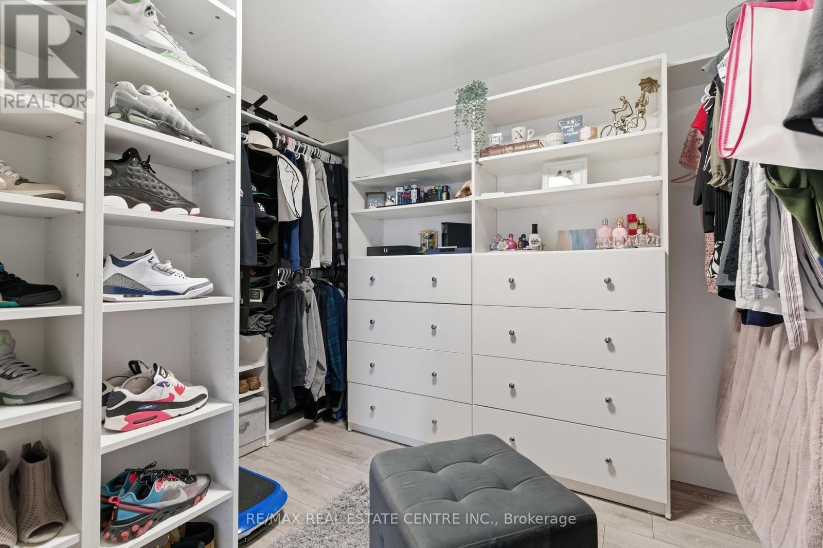 27 GIBBS WAY Image 25