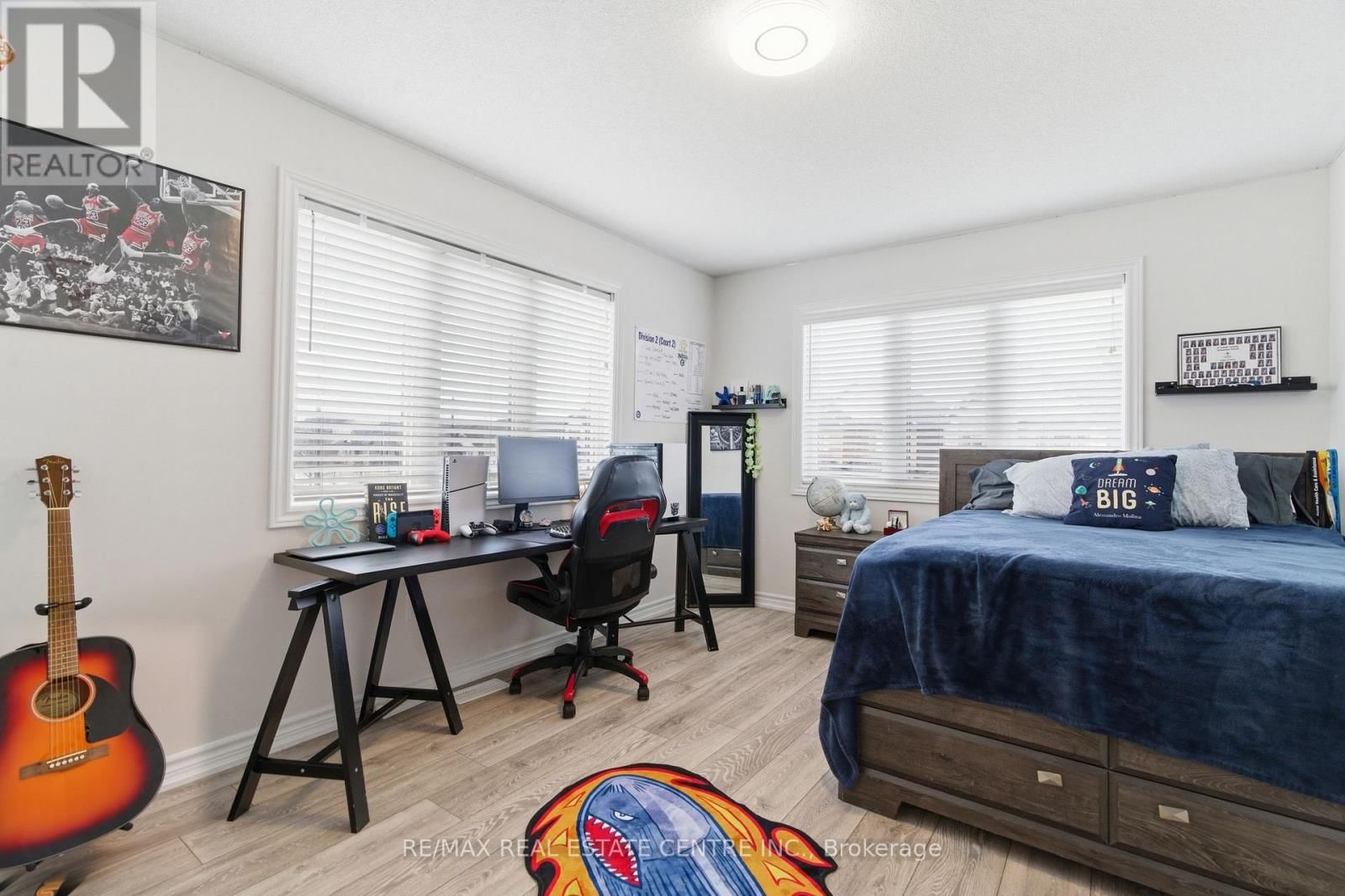 27 GIBBS WAY Image 29