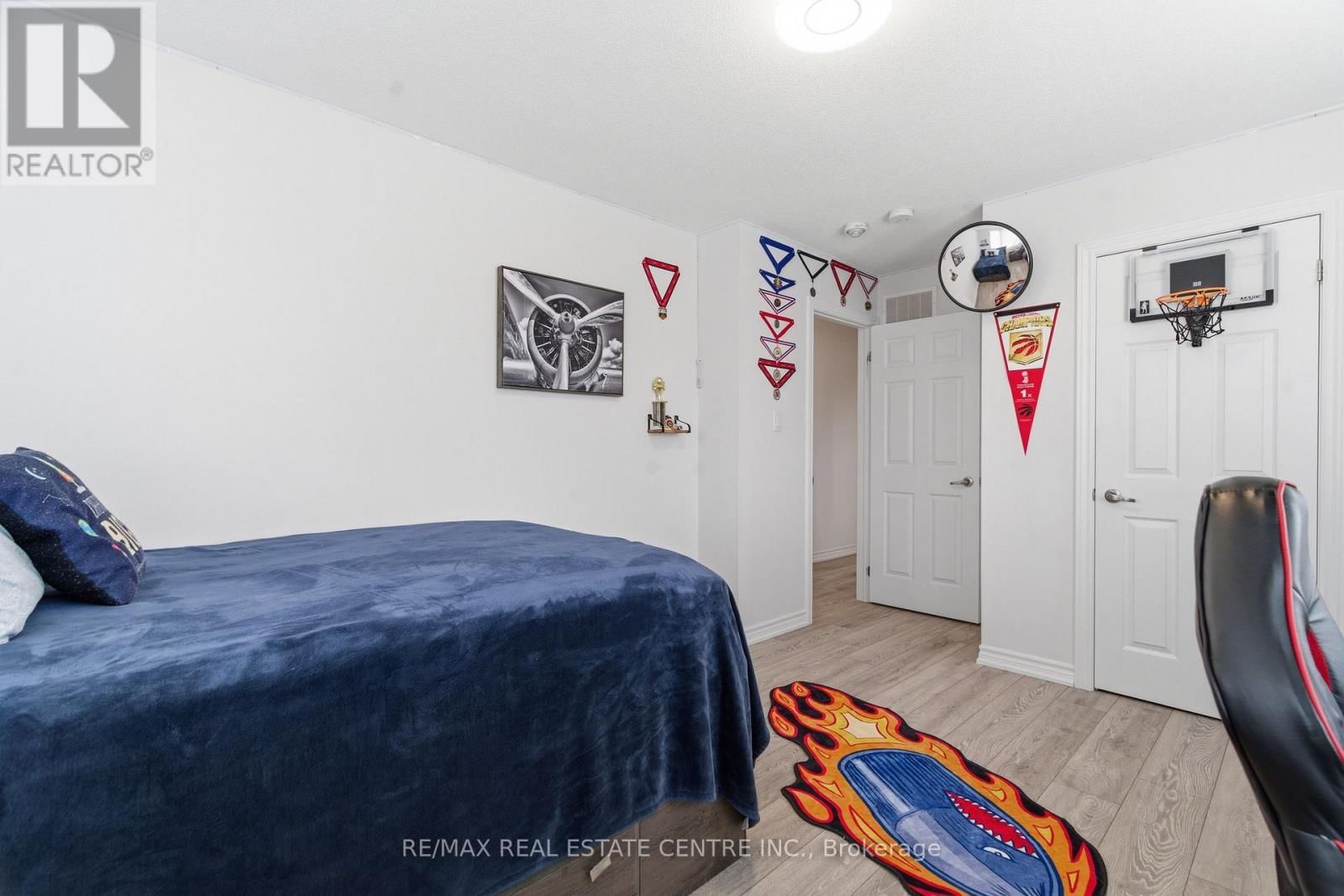 27 GIBBS WAY Image 30