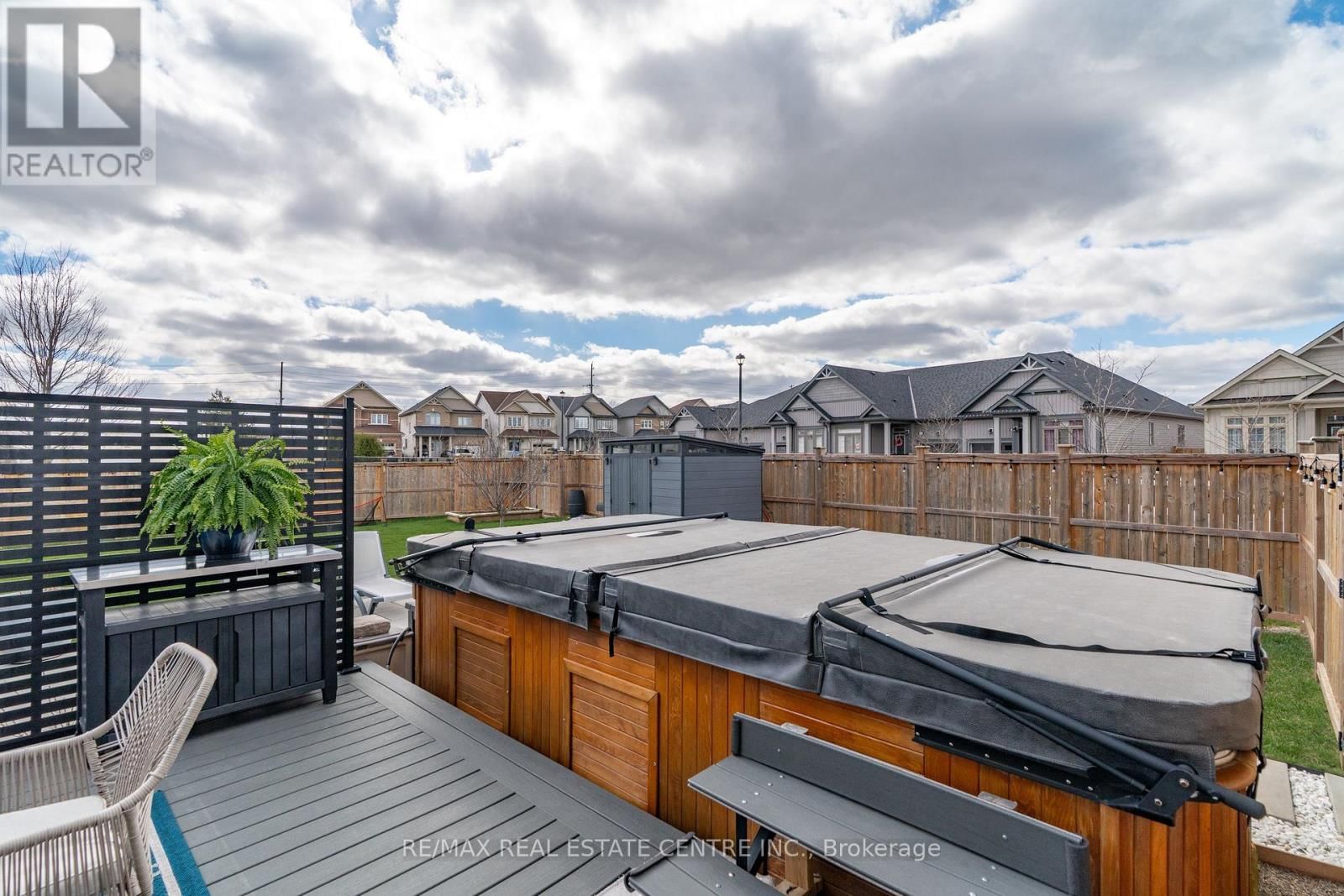 27 GIBBS WAY Image 38