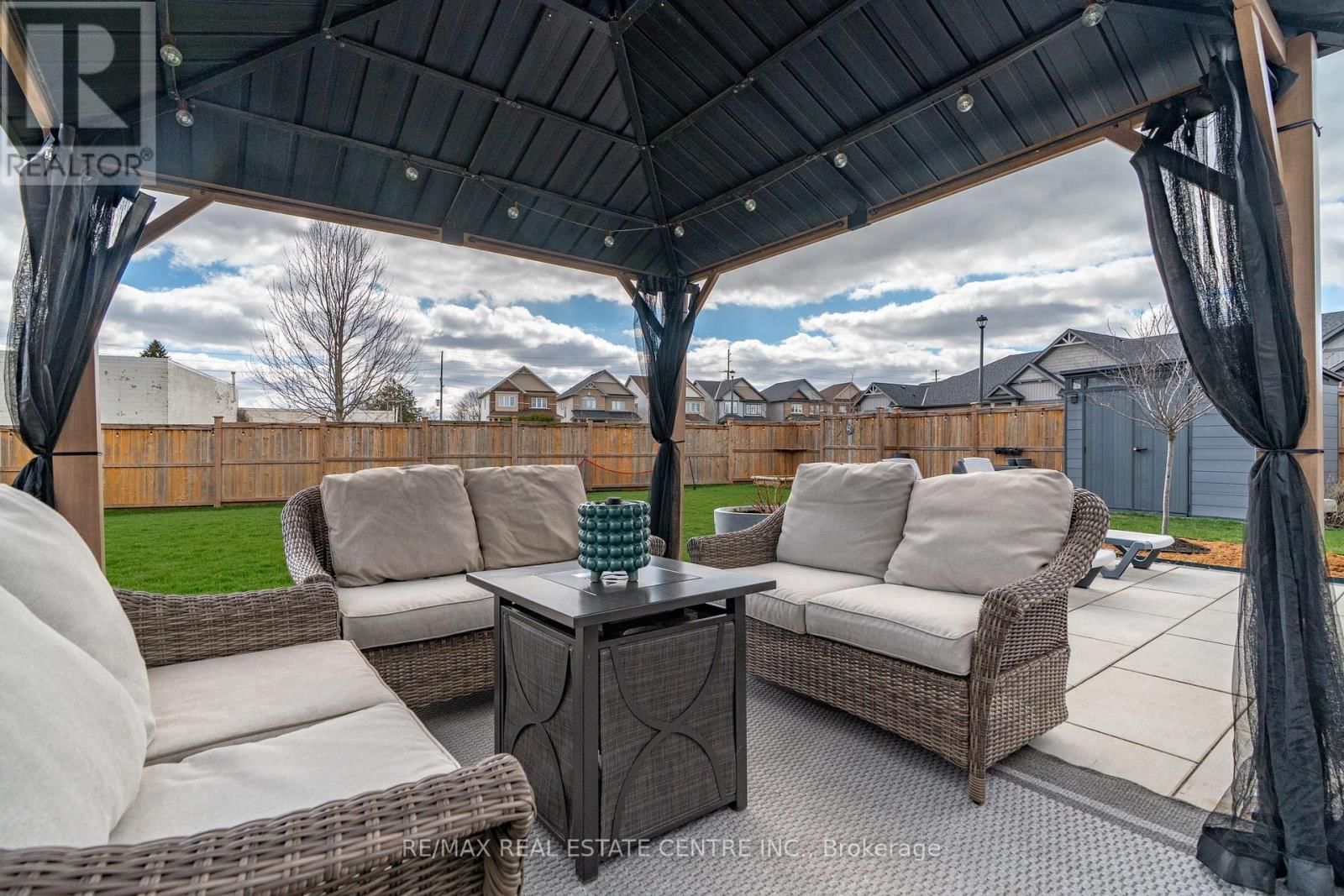 27 GIBBS WAY Image 39