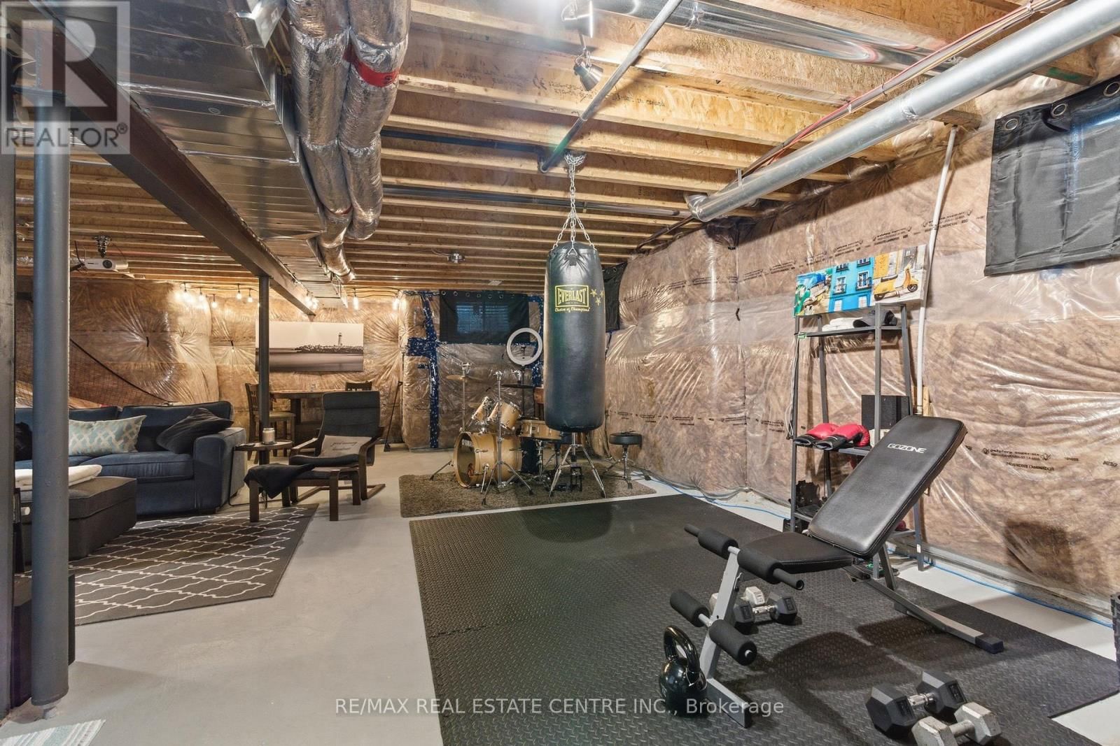 27 GIBBS WAY Image 46