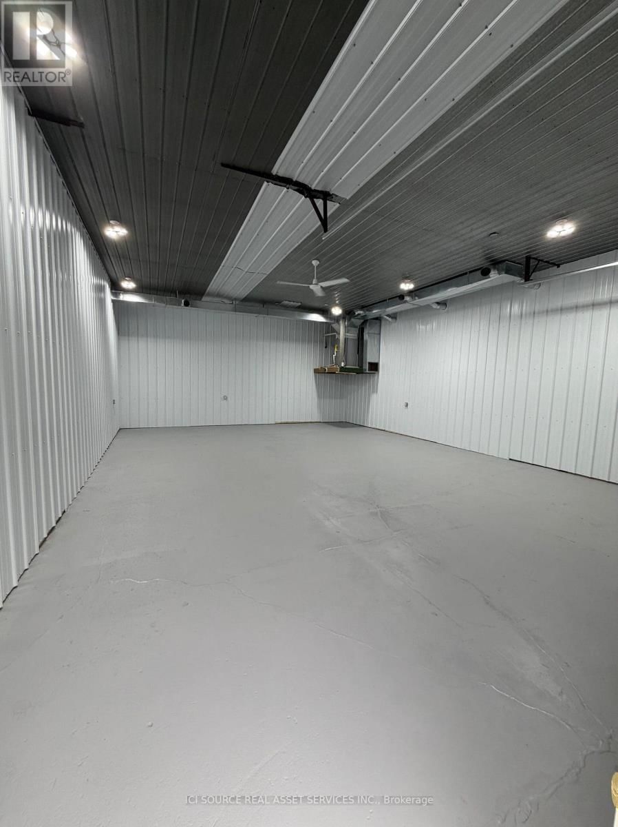 950 CARLETON STREET Image 1