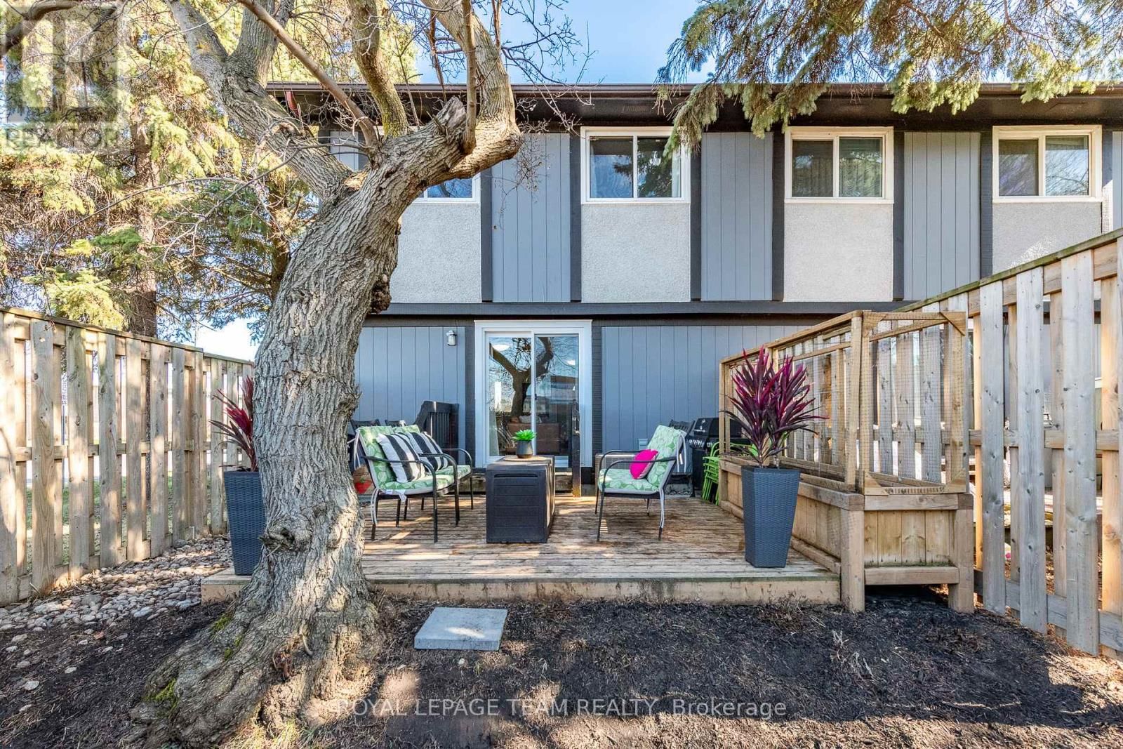 A - 420 MOODIE DRIVE Image 17