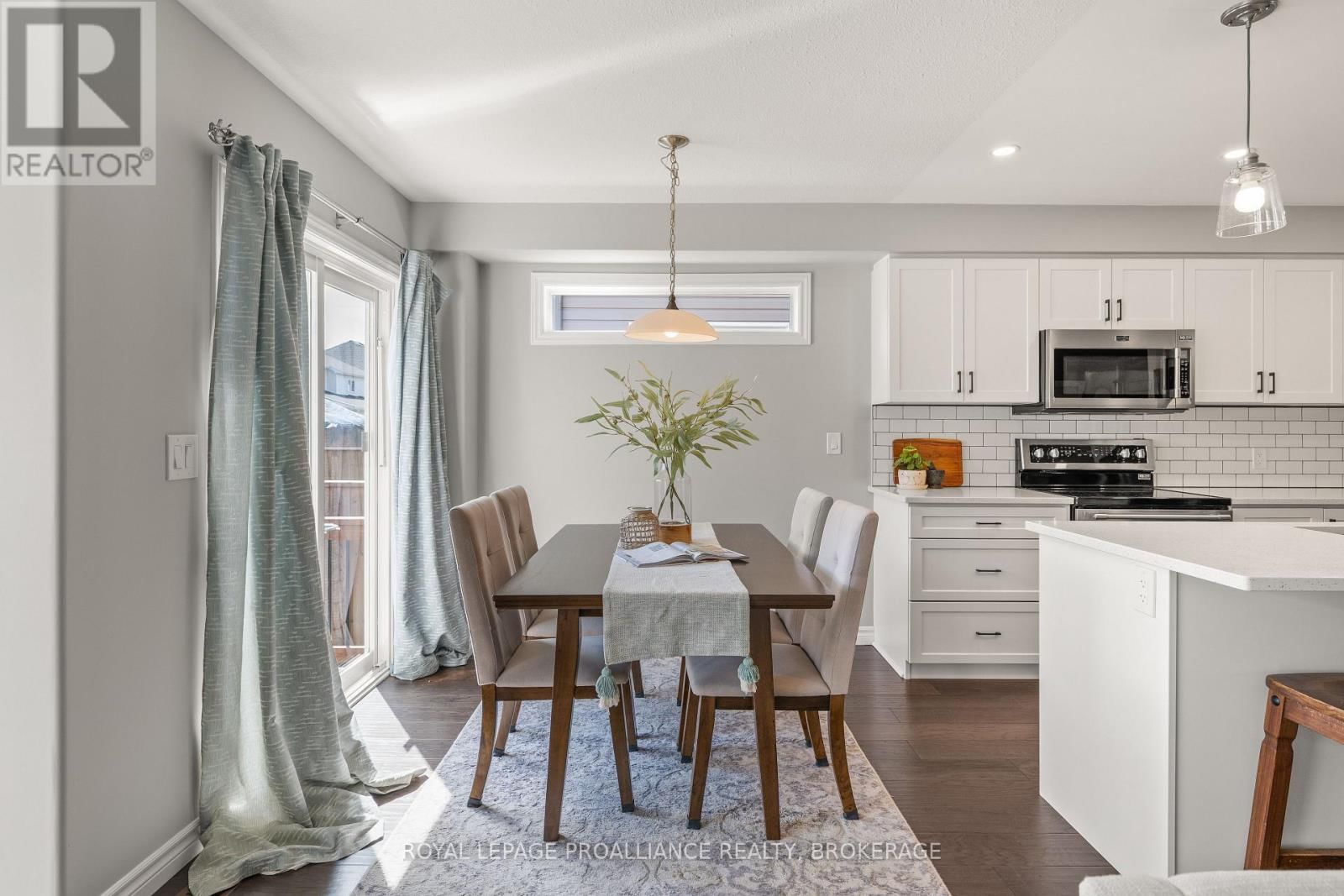 1456 MONARCH DRIVE Image 16