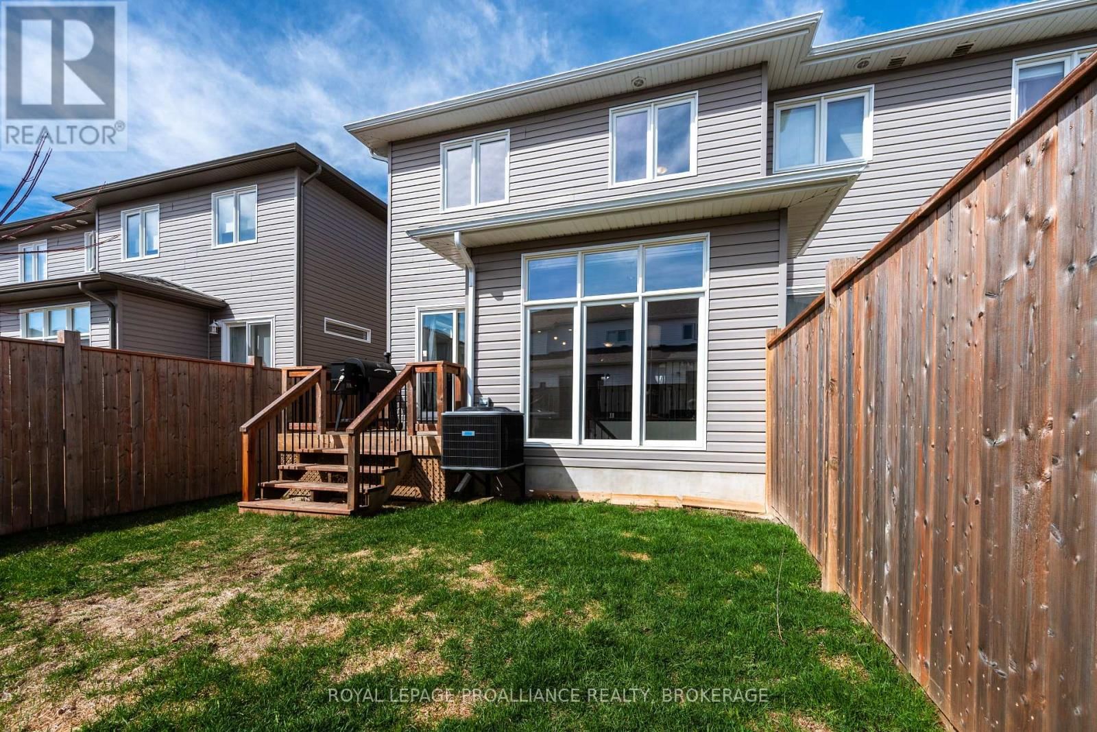 1456 MONARCH DRIVE Image 35