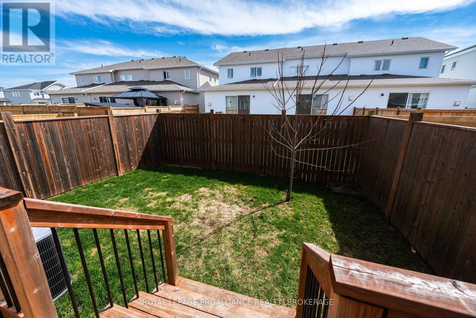 1456 MONARCH DRIVE Image 38