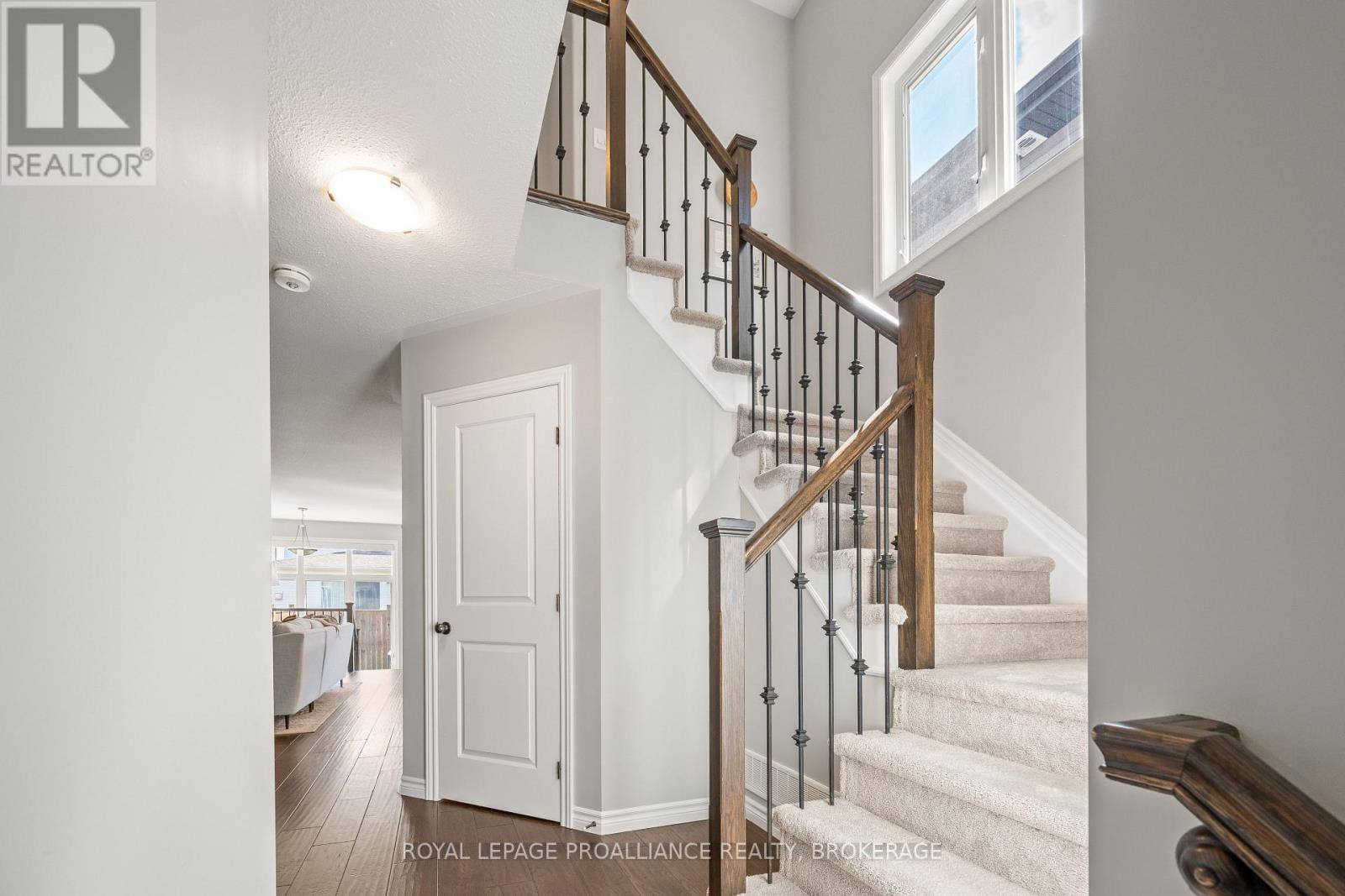 1456 MONARCH DRIVE Image 7