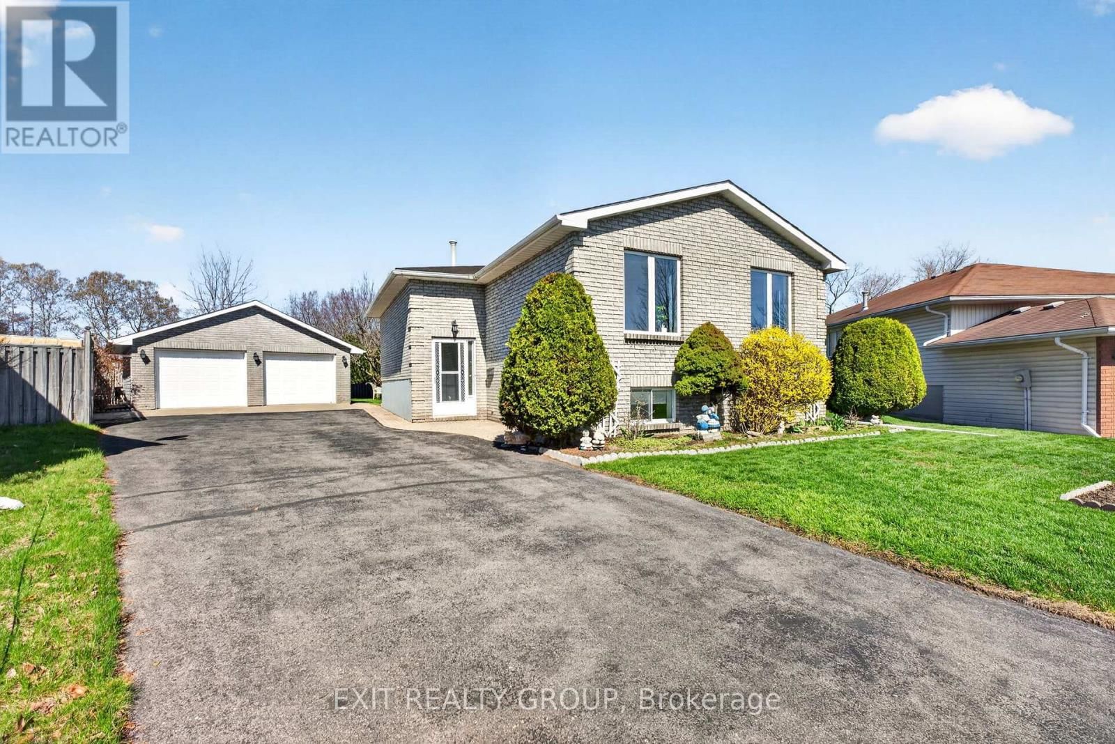 30 Charlotte Street, Quinte West.